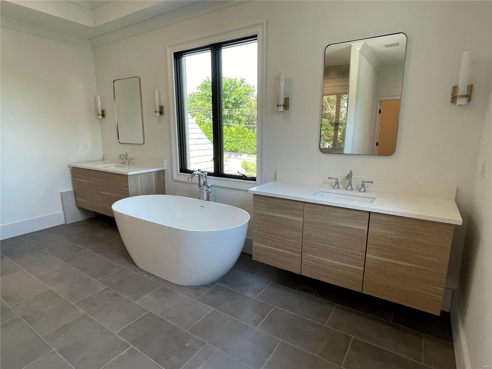 Lake Forest - Residential