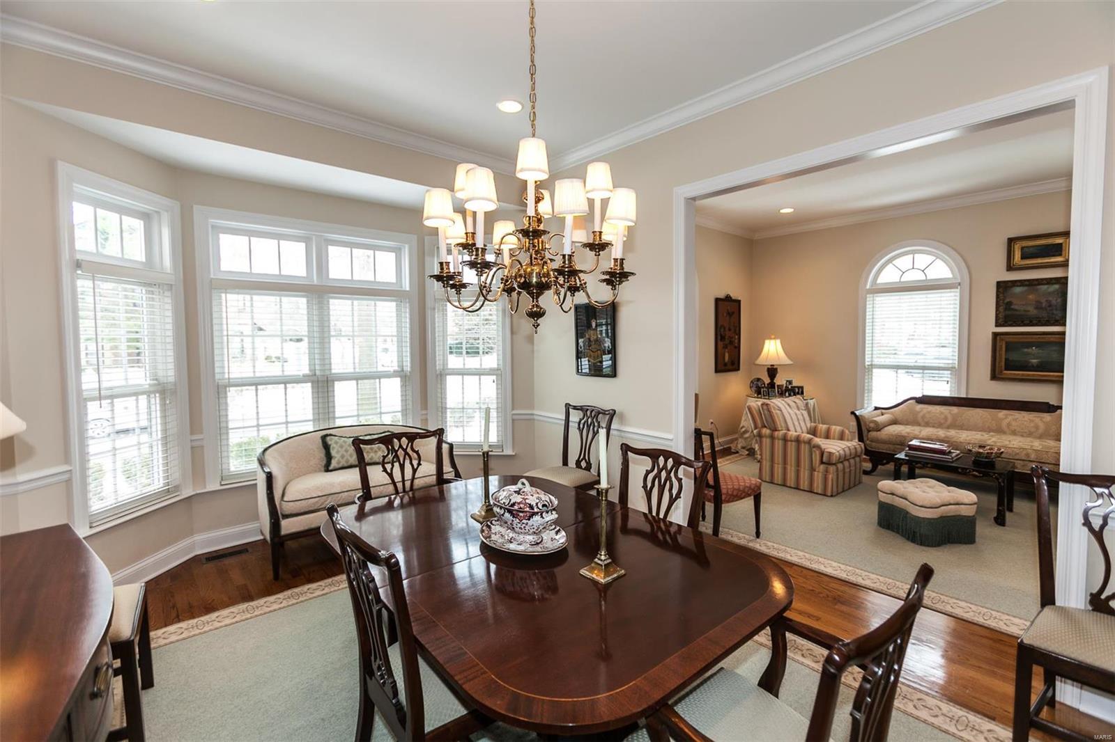 Glenridge/Oxford Twnhms A Condo - Residential