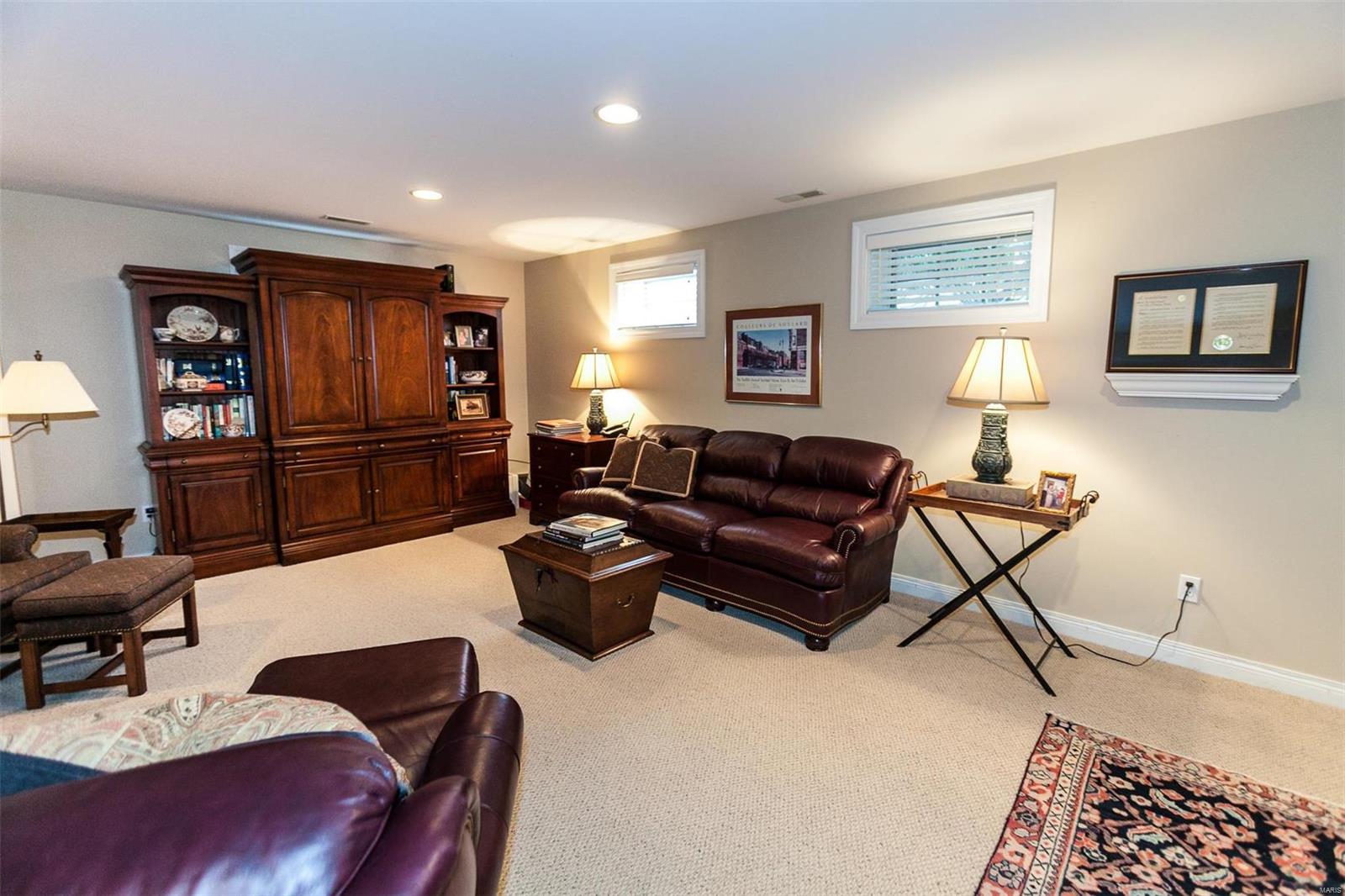 Glenridge/Oxford Twnhms A Condo - Residential