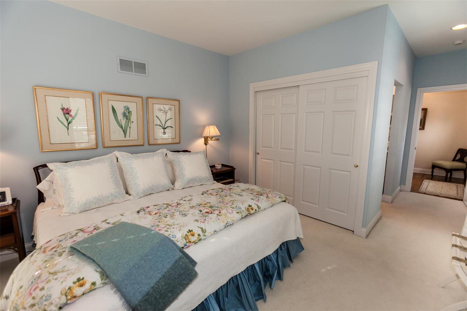 Glenridge/Oxford Twnhms A Condo - Residential