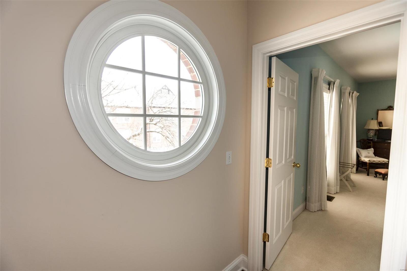 Glenridge/Oxford Twnhms A Condo - Residential