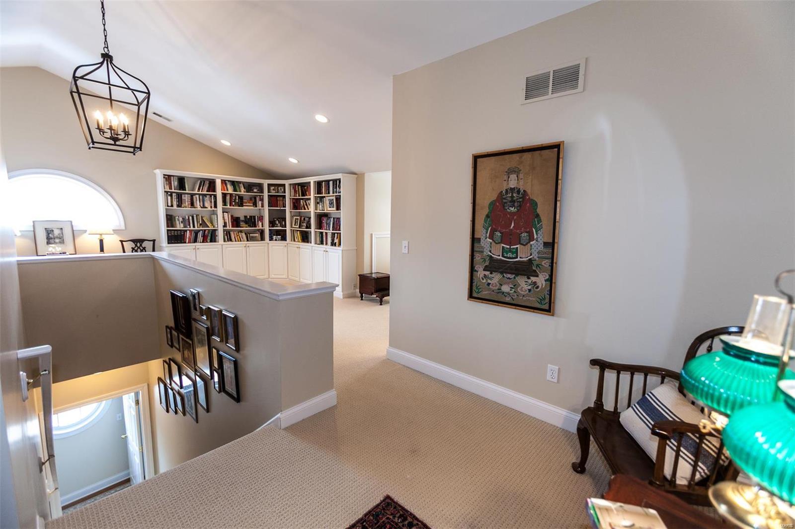 Glenridge/Oxford Twnhms A Condo - Residential