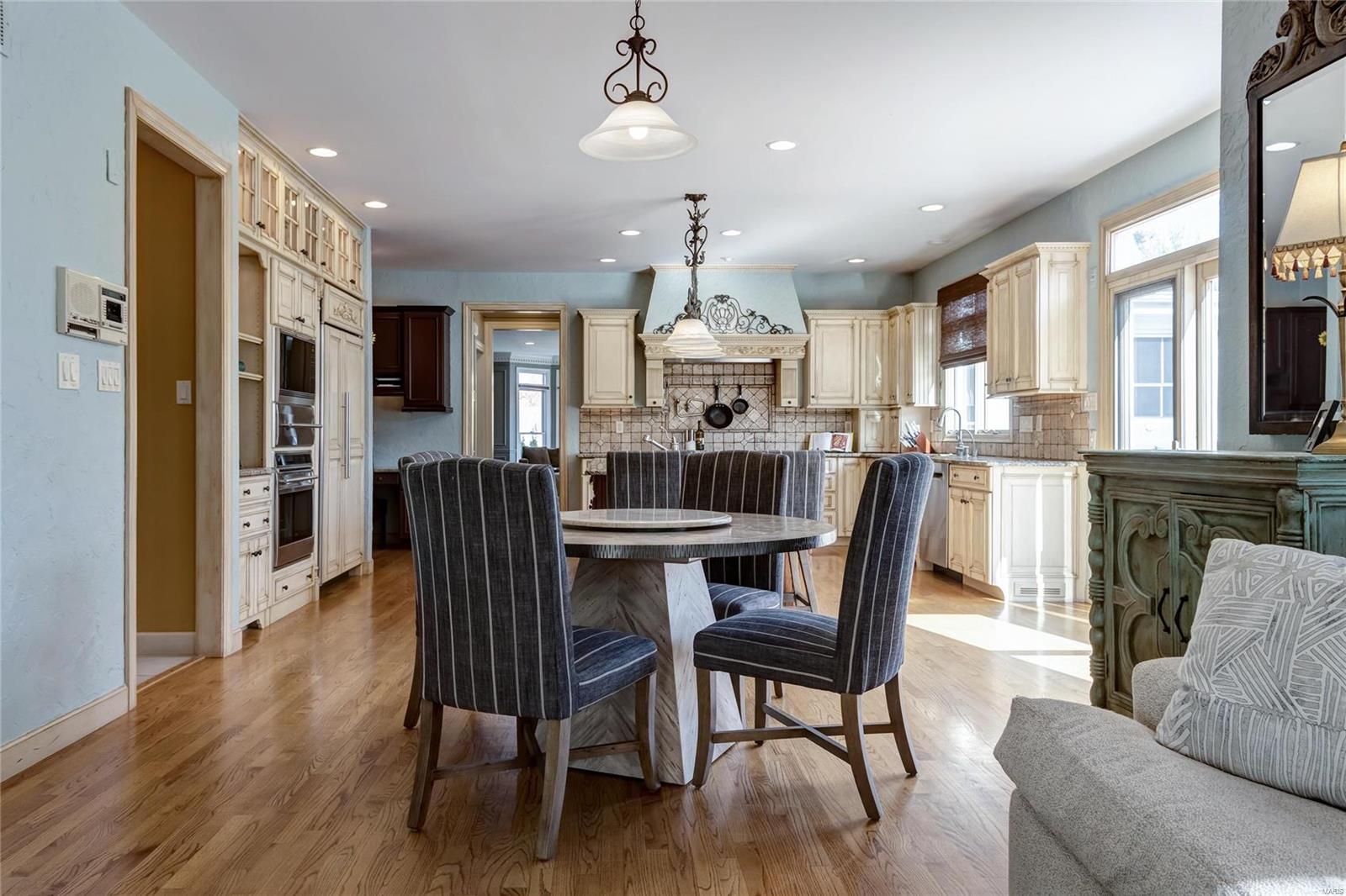 Kings Cove - Residential