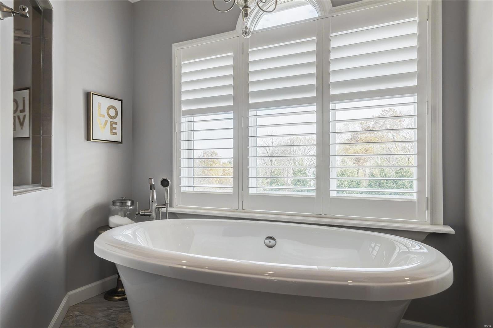 Kings Cove - Residential