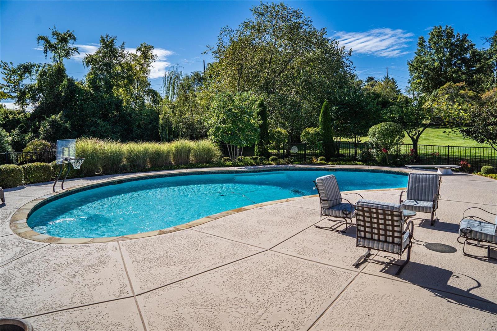 Kings Cove - Residential