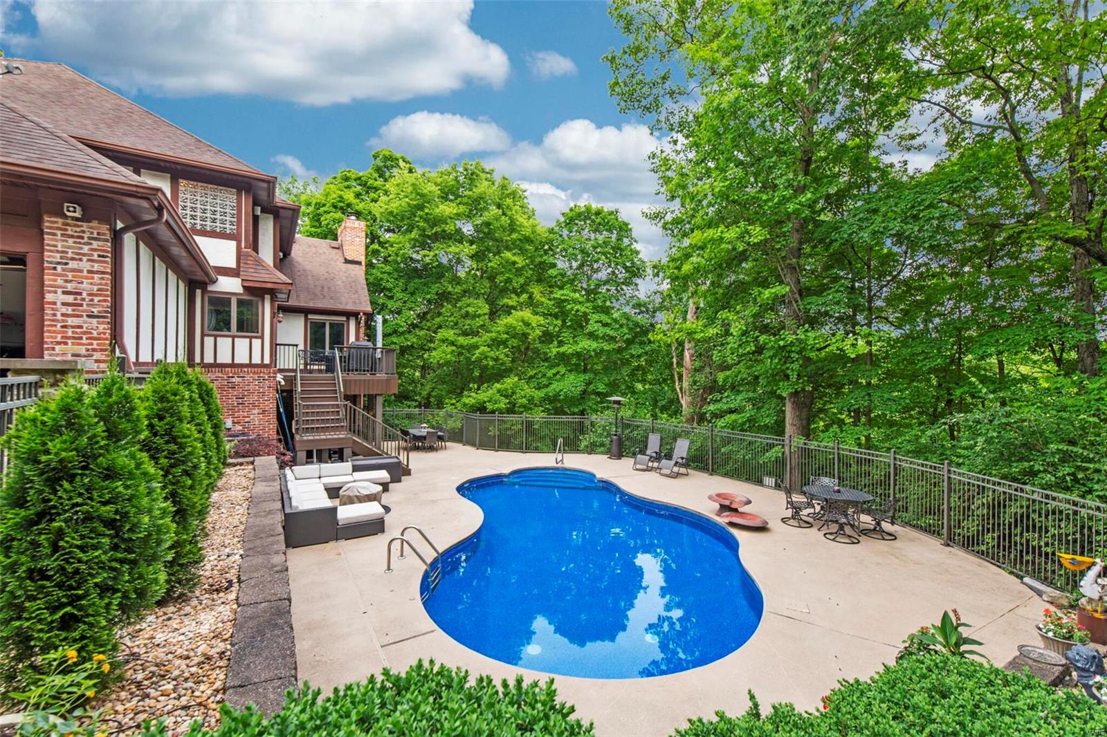 Rambling Oaks - Residential