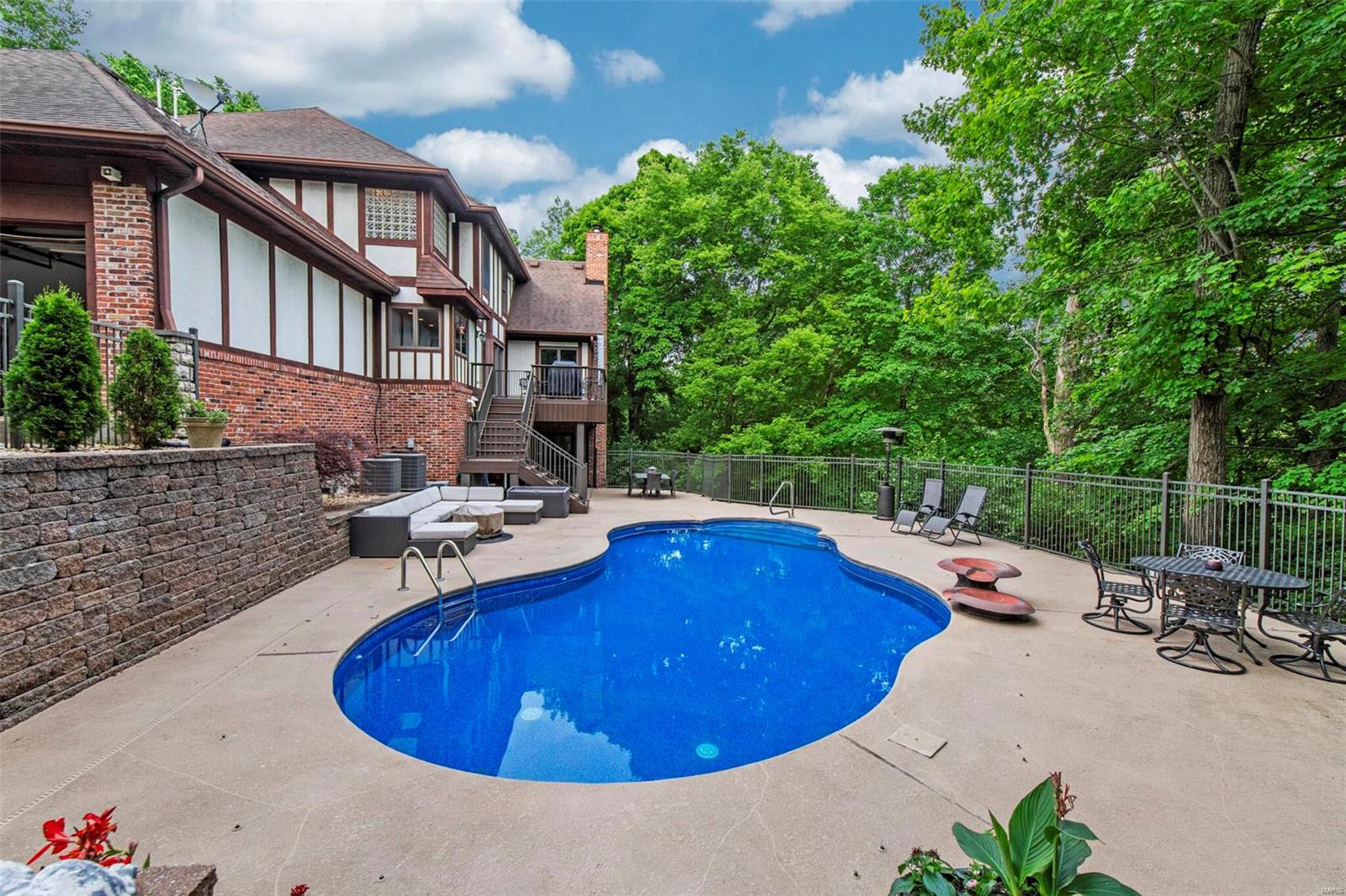 Rambling Oaks - Residential