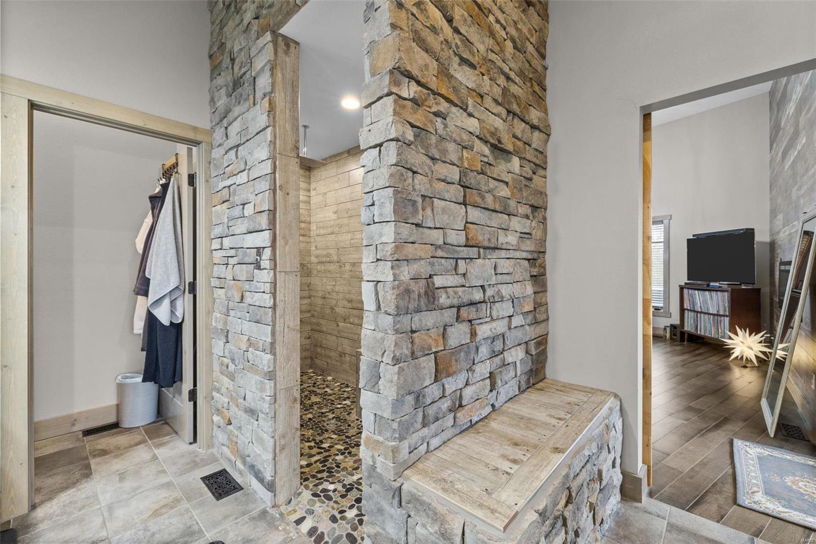 Winchester Hills - Farm