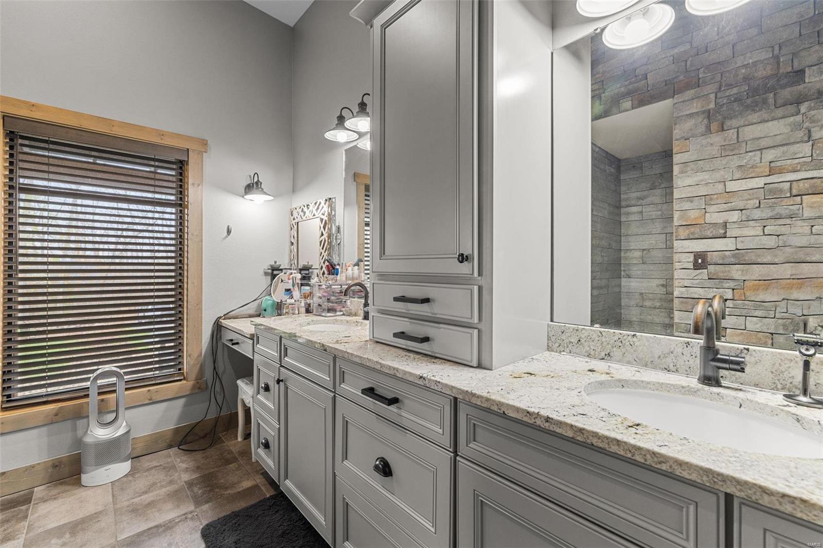 Winchester Hills - Farm