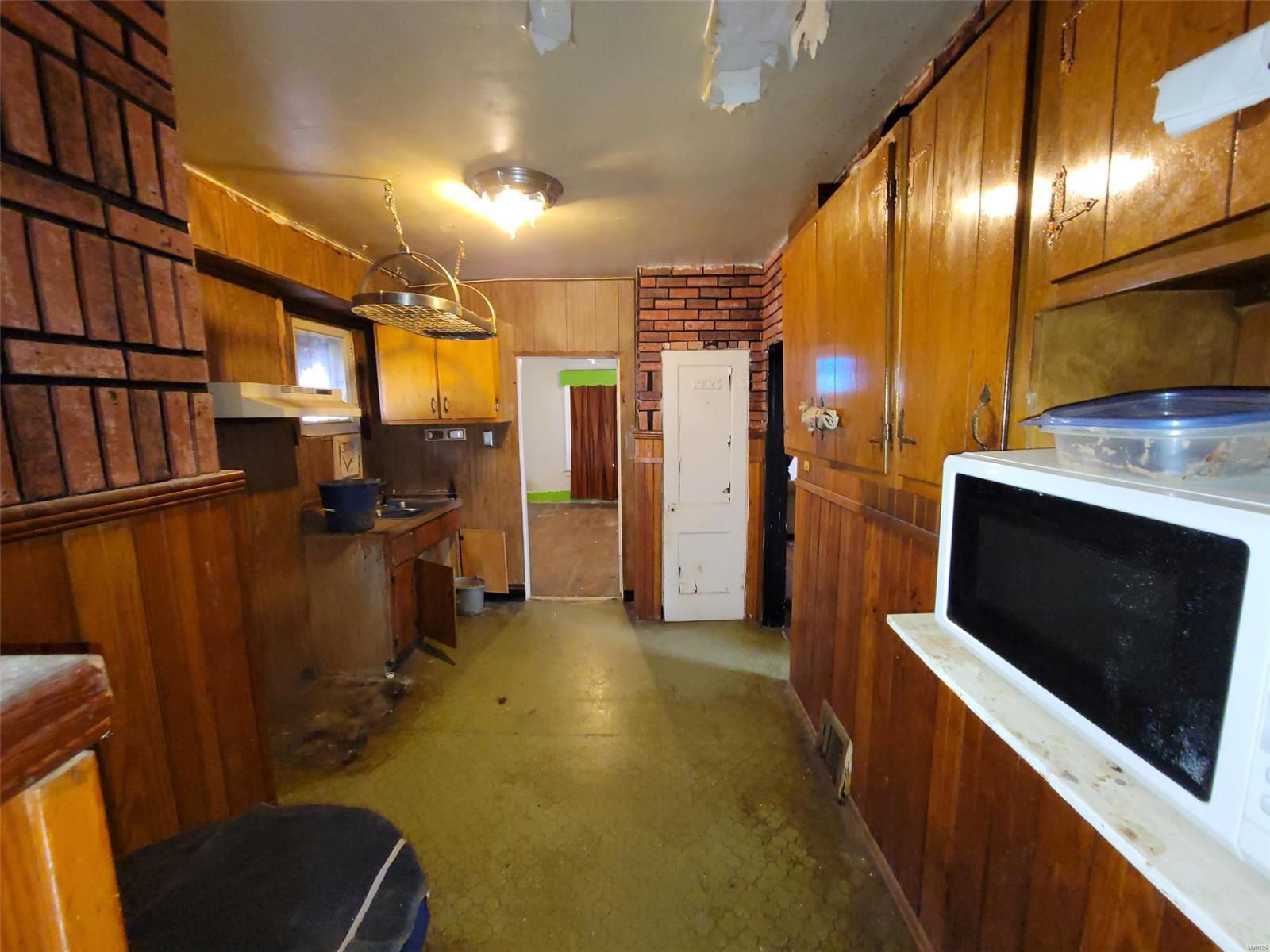 West Lawn - Residential