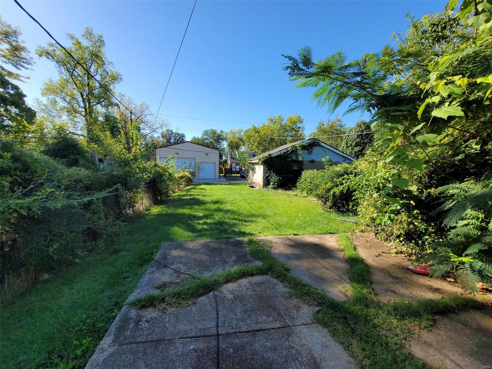 West Lawn - Residential