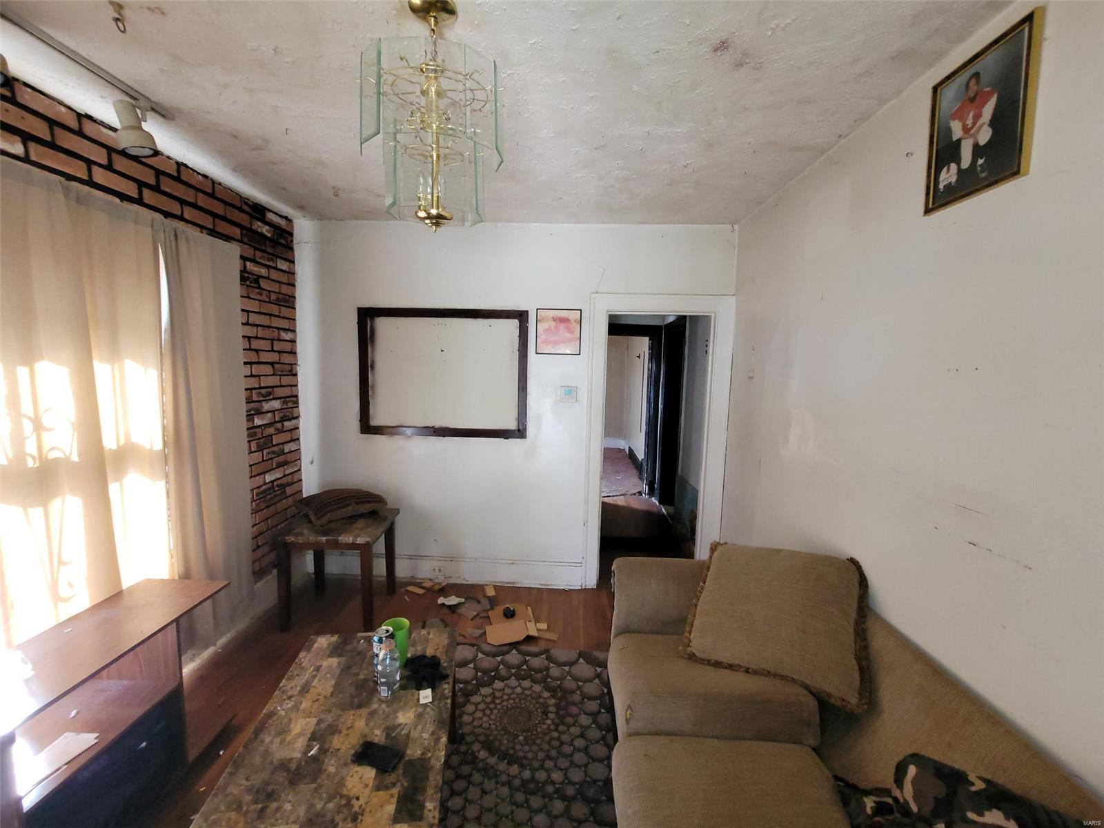 West Lawn - Residential