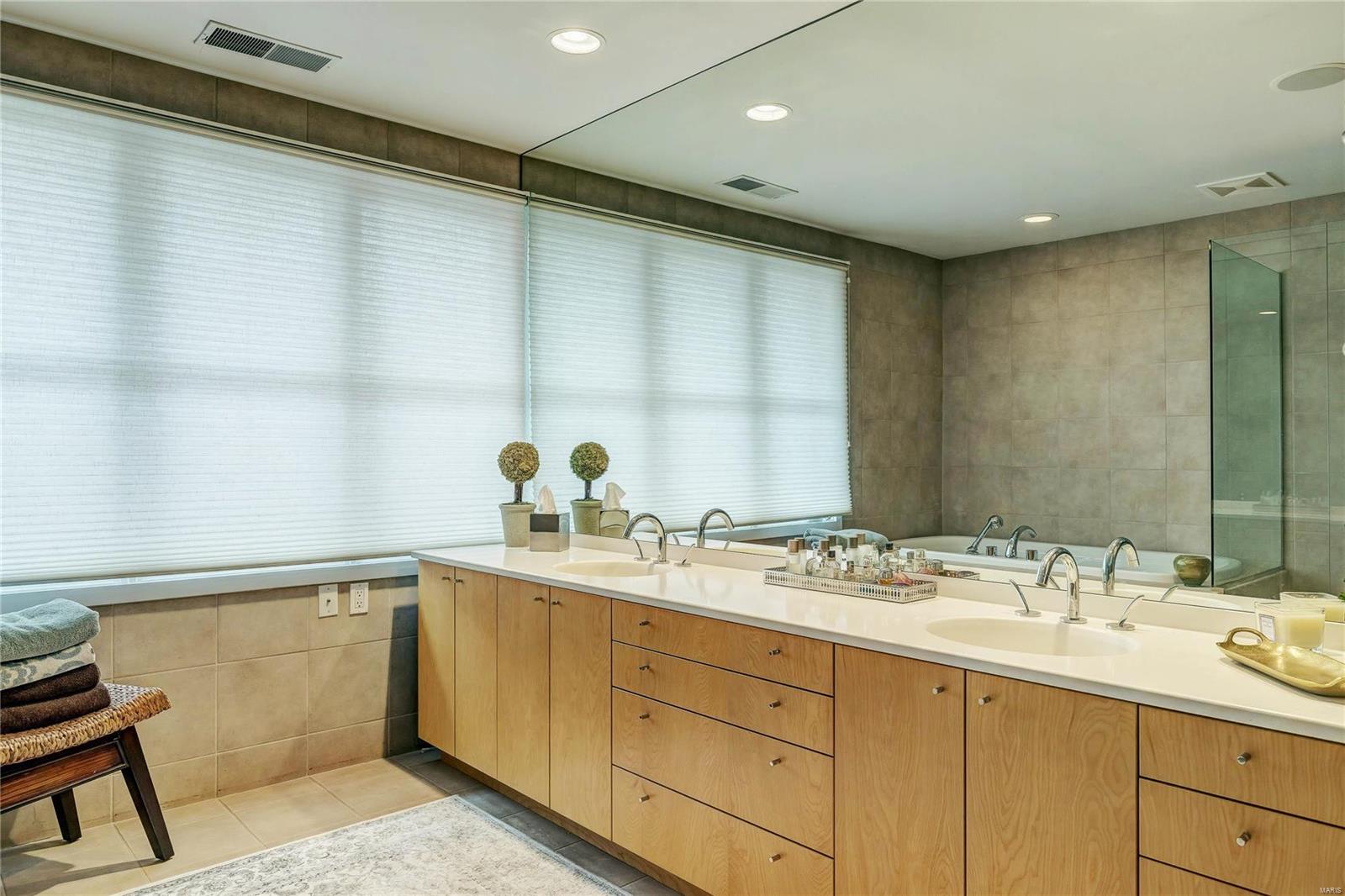 Hillcrest - Residential