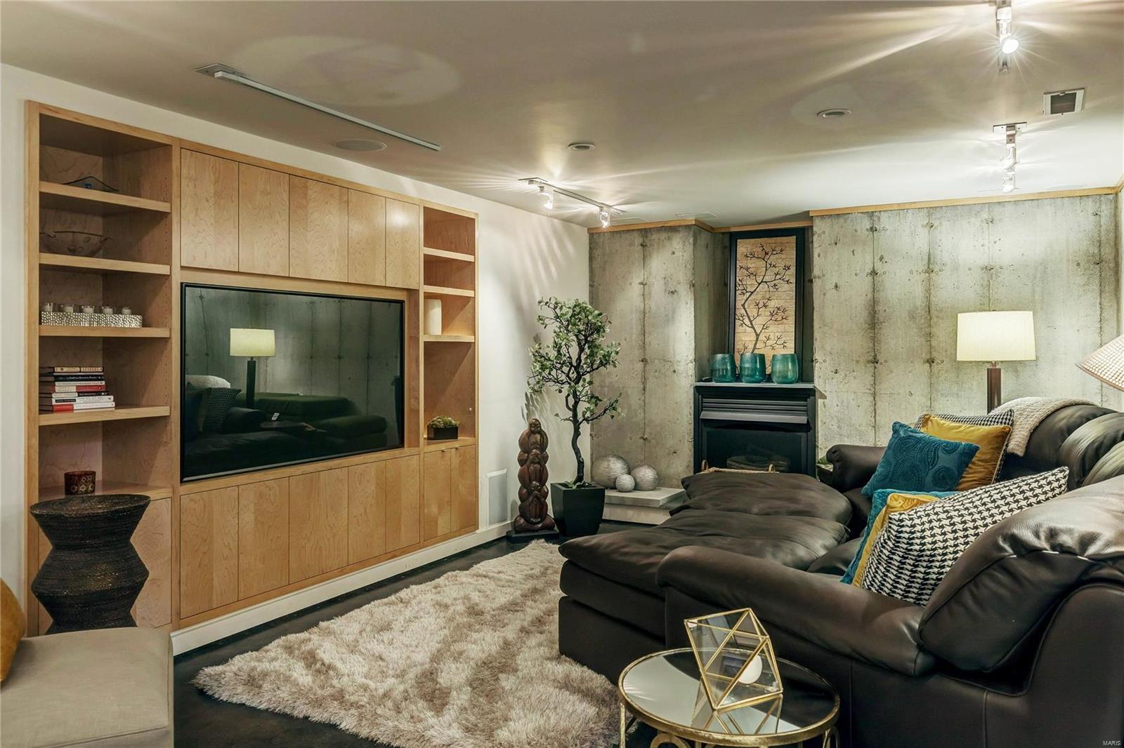 Hillcrest - Residential