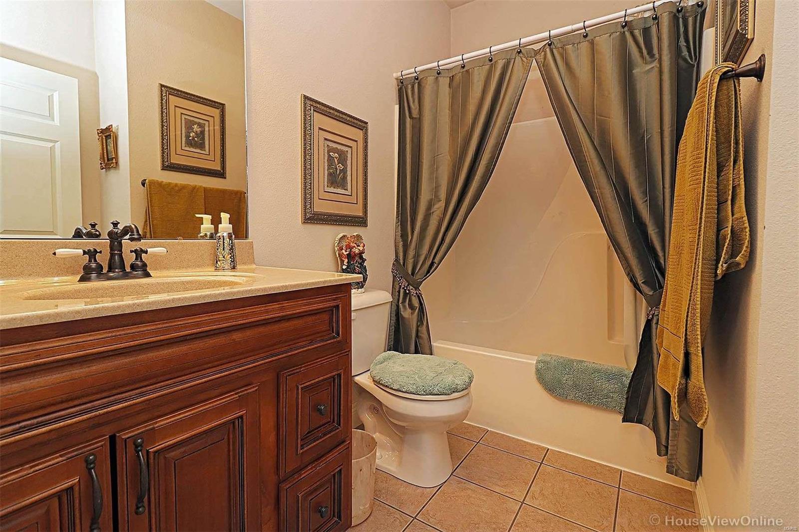 Brookstone Sub Condo - Residential