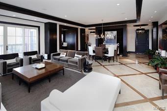 Plaza In Clayton A Condo The - Residential