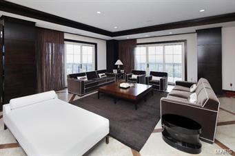 Plaza In Clayton A Condo The - Residential