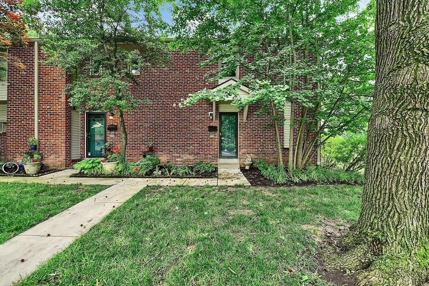 Welcome home to this move-in-ready, townhouse-style condo with privacy-fencing around a large patio with gate to common grounds.  Perfect for outdoor cooking, gardeners, pet lovers or both!  Located in the heart of Creve Coeur with highway access to Page ext, 40/64, 70 and 270 ALL within minutes.  Excellent Parkway schools.  Enter onto the recently updated wood laminate flooring which flows through the living room, separate dining room,  and kitchen.  Kitchen features newer dishwasher and electric stove/oven!  Amana Refrigerator to stay.  Updated half bath on main floor.  Upstairs offers 2 bedrooms, ample closet space and an updated full bath.  The lower level can serve as a recreational room and provides possible extra bedroom or office and a half bath.  Updated windows, plumbing stack, newer hwh, newer carpeting and more!  When this home is your own, enjoy the tennis courts, in-ground pool and fantastic location.  Saturday, June 8th, OPEN HOUSE FROM NOON TO 2. Location: End Unit, Suburban