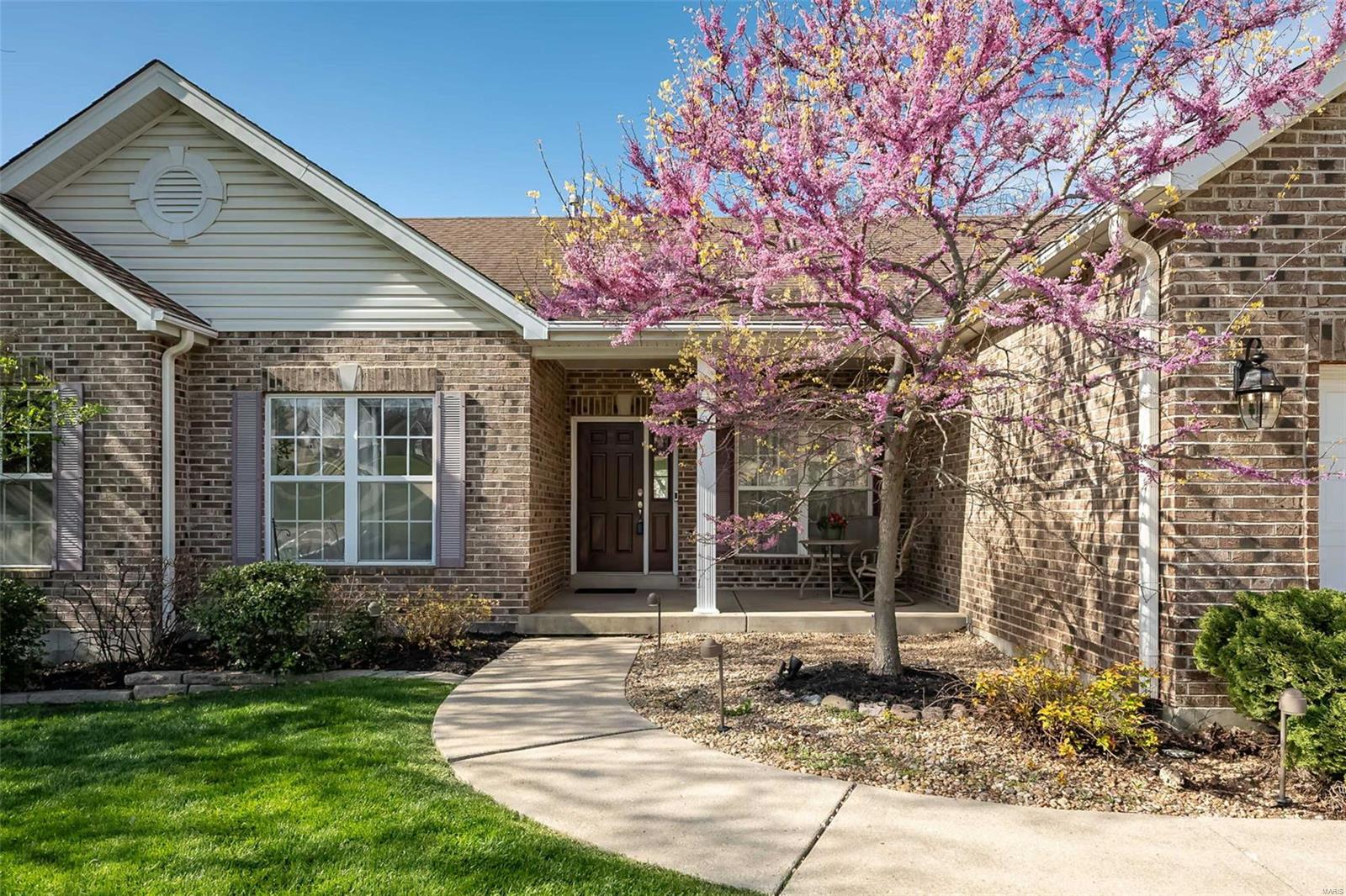544 Oakwood Drive