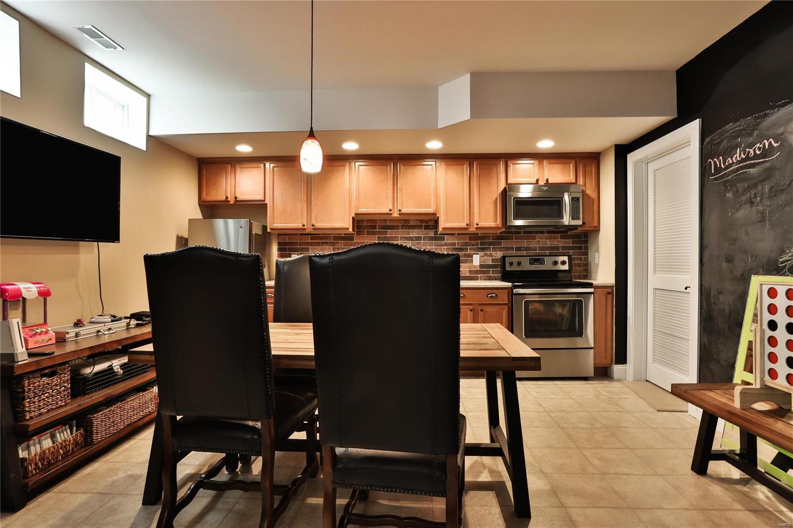 Manors At Orchard Glen - Residential