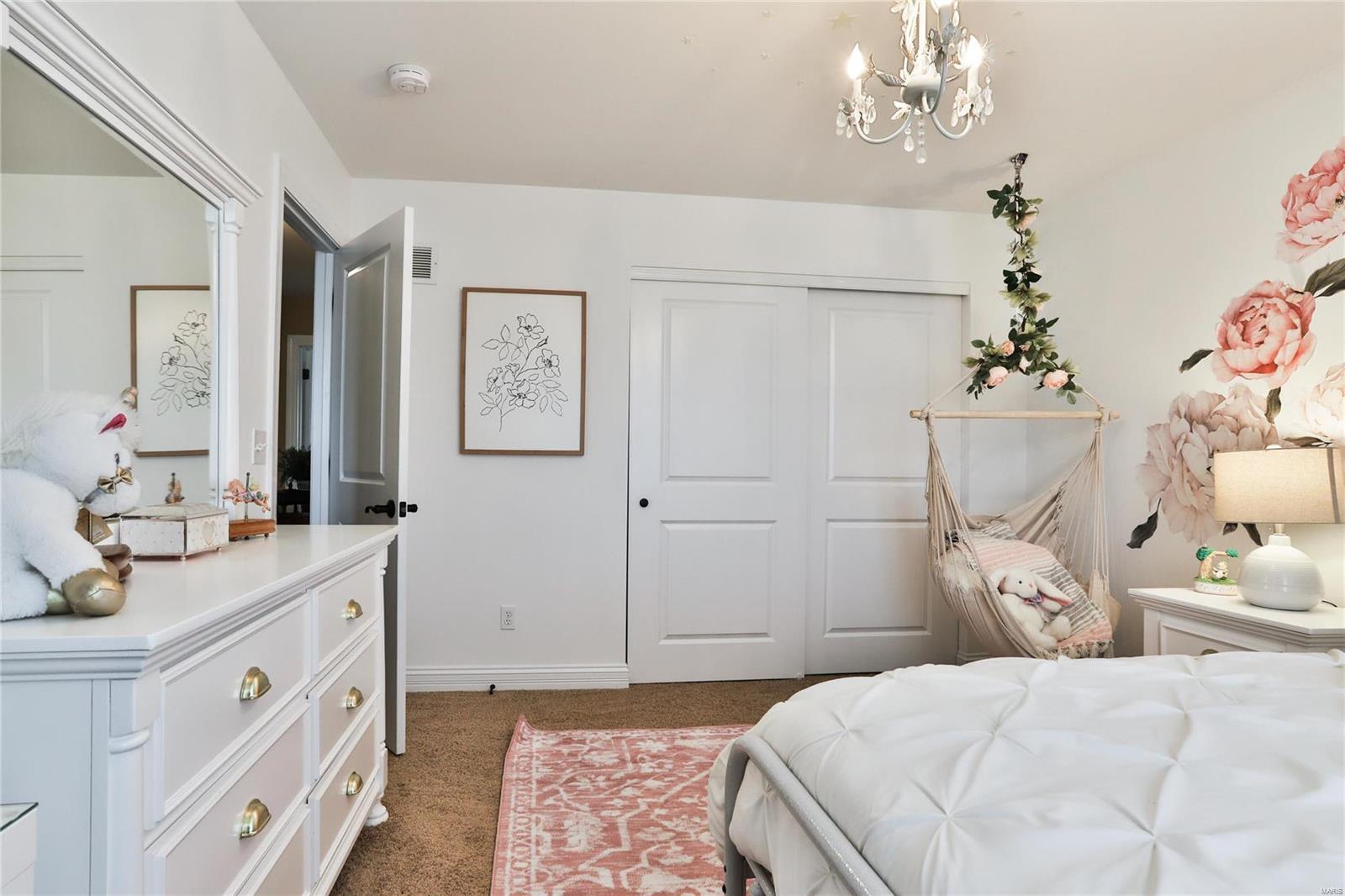 Manors At Orchard Glen - Residential