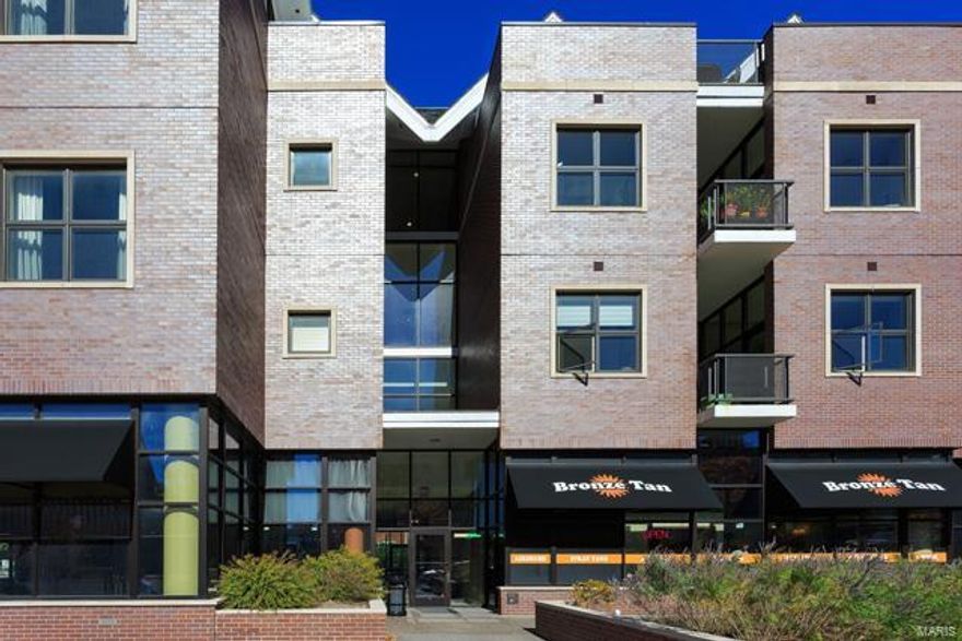 Rare Opportunity to secure a Penthouse with Expansive Private Rooftop Terrace! Must See Demun Pointe Penthouse Unit with 2 bedrooms, 2.5 bathrooms, Family Room, Office Nook and Luxury Finishes throughout. The interior boasts floor-to-ceiling windows throughout all main living areas with abundant natural light and tree-lined views. The chef's kitchen offers a 5 burner gas cooktop, SS appliances, breakfast bar & custom cabinets. The master bedroom suite offers floor-to-ceiling windows, access to the private terrace, a spa master bath & fully customized walk-in closet. The oversized guest bedroom, conveniently located on the other side of the condo, offers an en-suite bath, floor-to-ceiling windows & customized closet. Additional features include; gas fireplace, large laundry room w/additional storage and 2 secured underground parking spaces. Entertain on your private terrace & enjoy carefree living just a tree-lined stroll from all the best restaurants in the Demun Village! Location: Upper Level