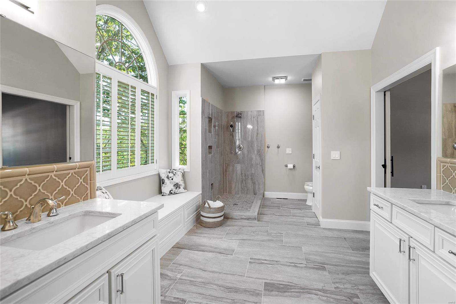 Pine Creek - Residential