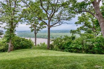 Bluffs Of St Albans - Residential