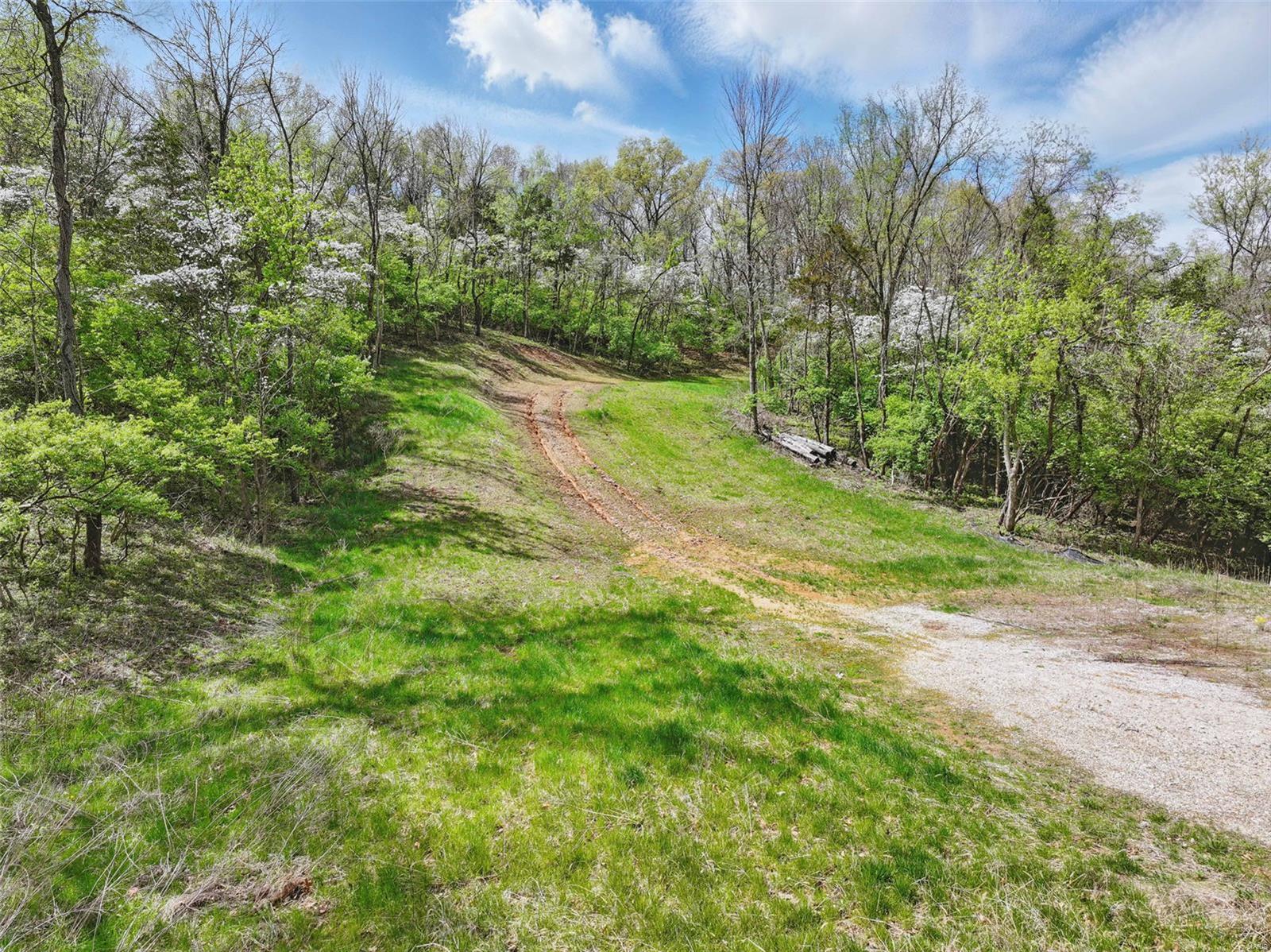 16404 Clayton Road