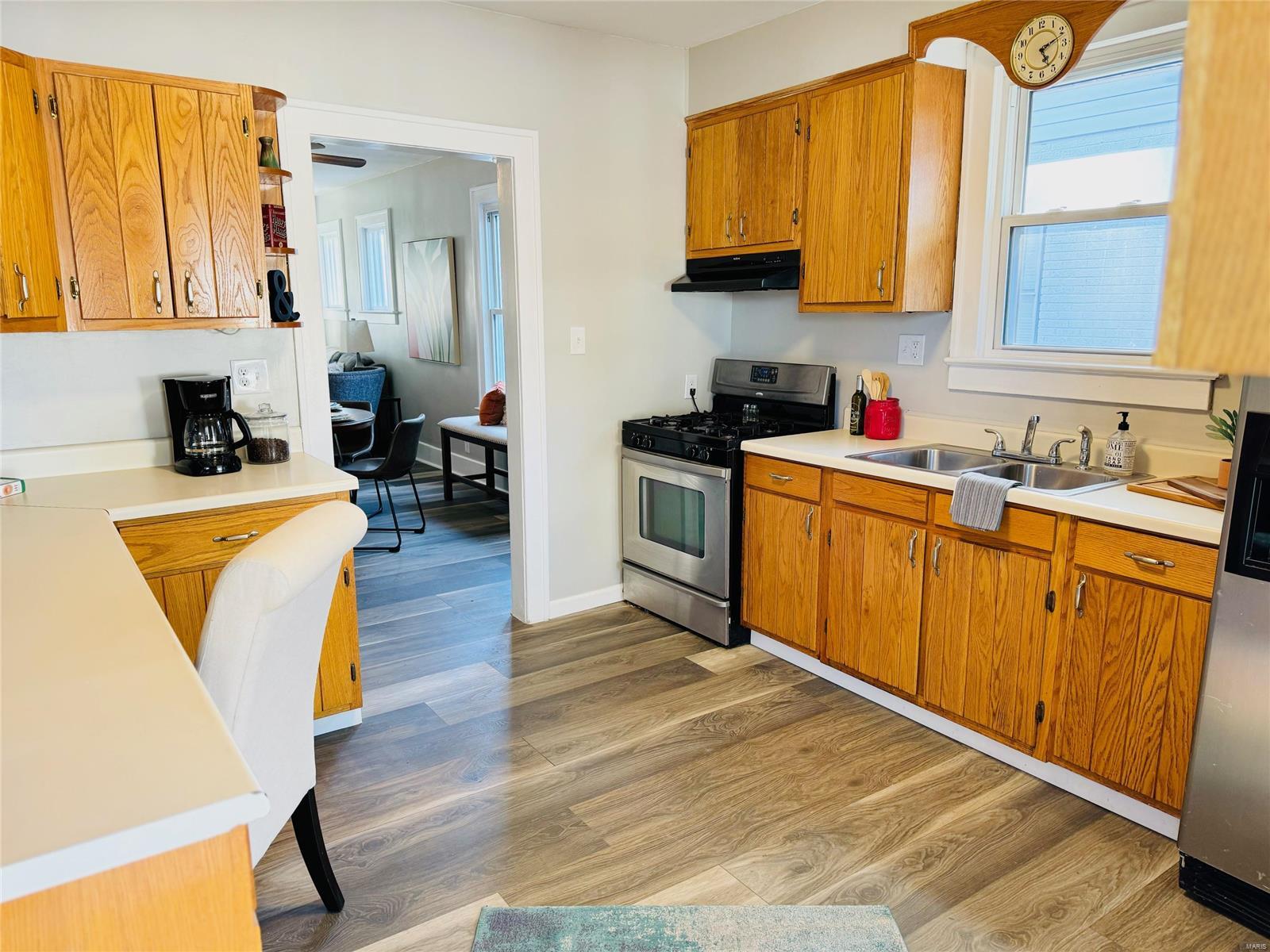 Granite City, Illinois 62040, United States, 2 Bedrooms Bedrooms, ,1 BathroomBathrooms,Residential,Pending,33098