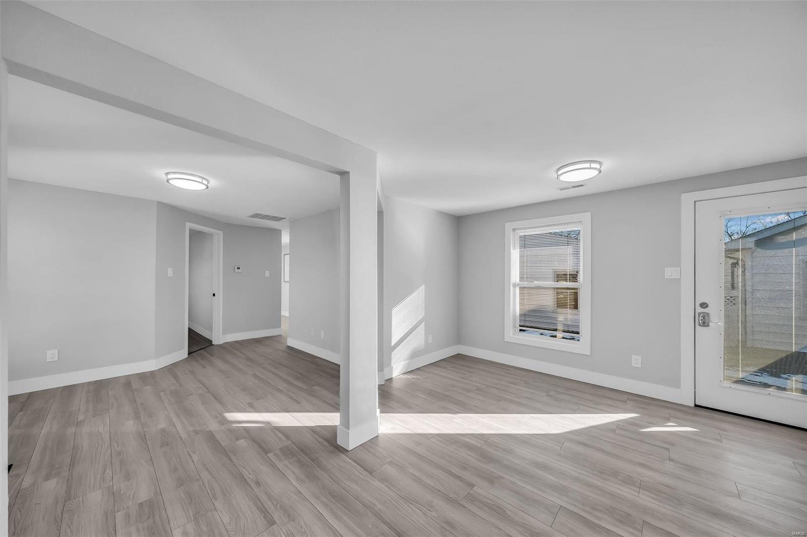 O'Fallon, Missouri 63366, United States, 3 Bedrooms Bedrooms, ,2 BathroomsBathrooms,Residential,Pending,16618