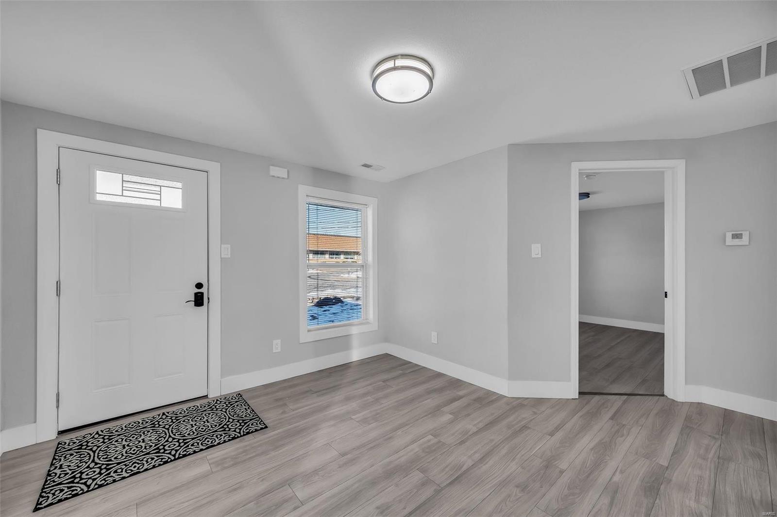 O'Fallon, Missouri 63366, United States, 3 Bedrooms Bedrooms, ,2 BathroomsBathrooms,Residential,Pending,16618