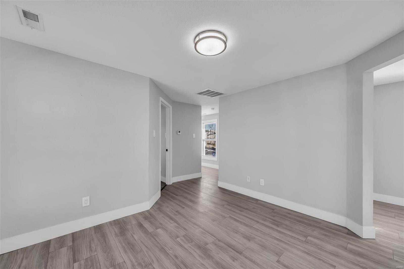 O'Fallon, Missouri 63366, United States, 3 Bedrooms Bedrooms, ,2 BathroomsBathrooms,Residential,Pending,16618