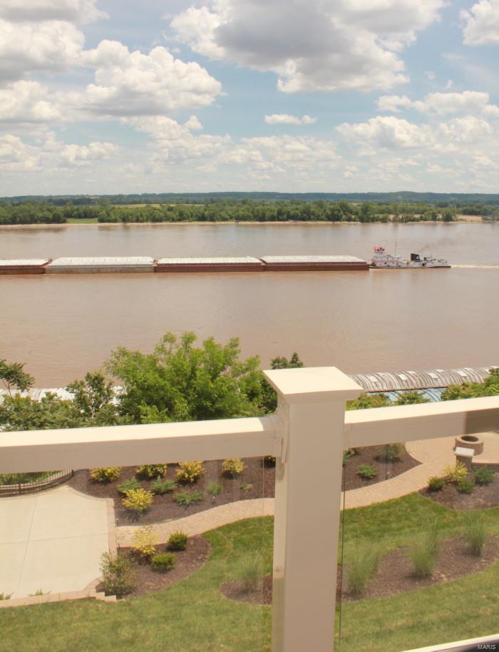 Mississippi Bluffs - Residential