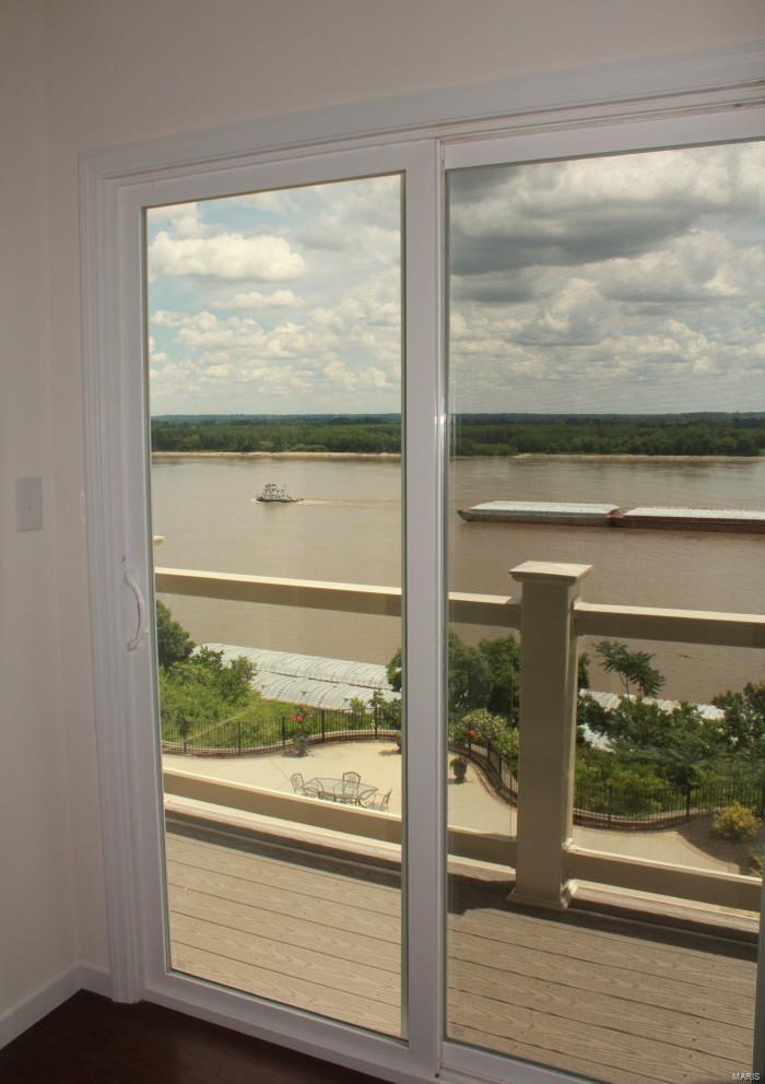 Mississippi Bluffs - Residential