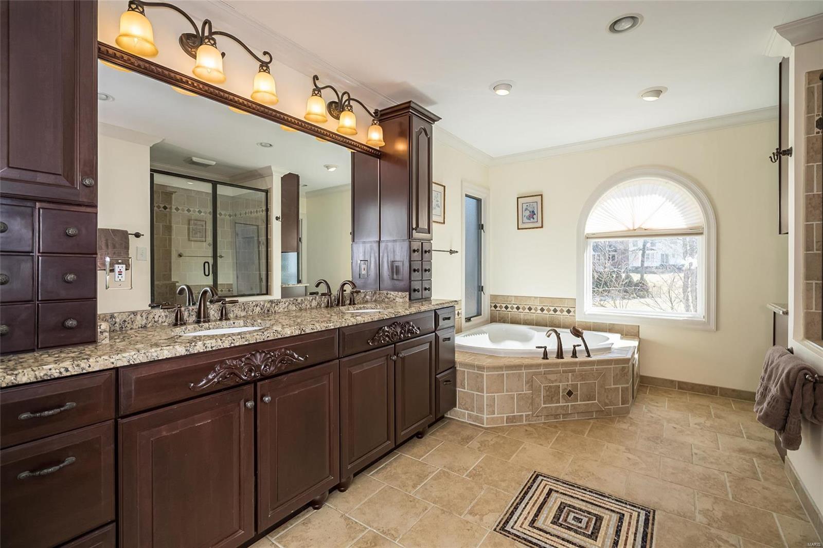 Karrvilla West - Residential