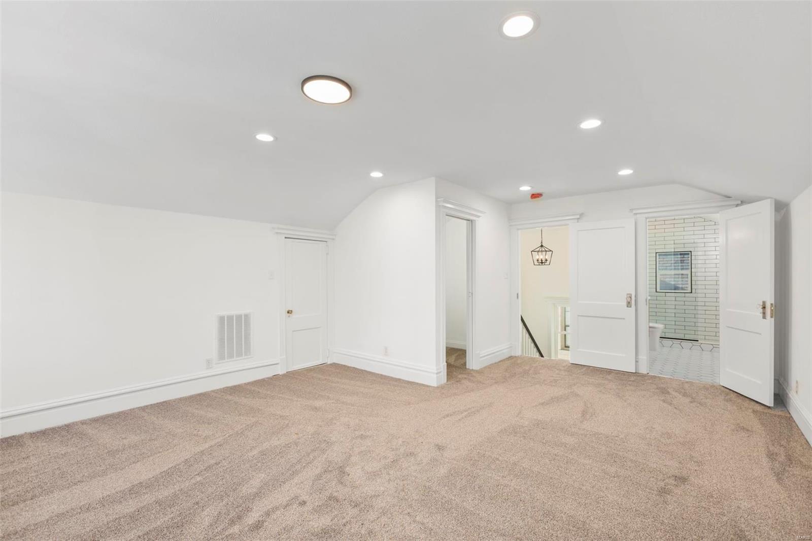 Forsyth Place - Residential