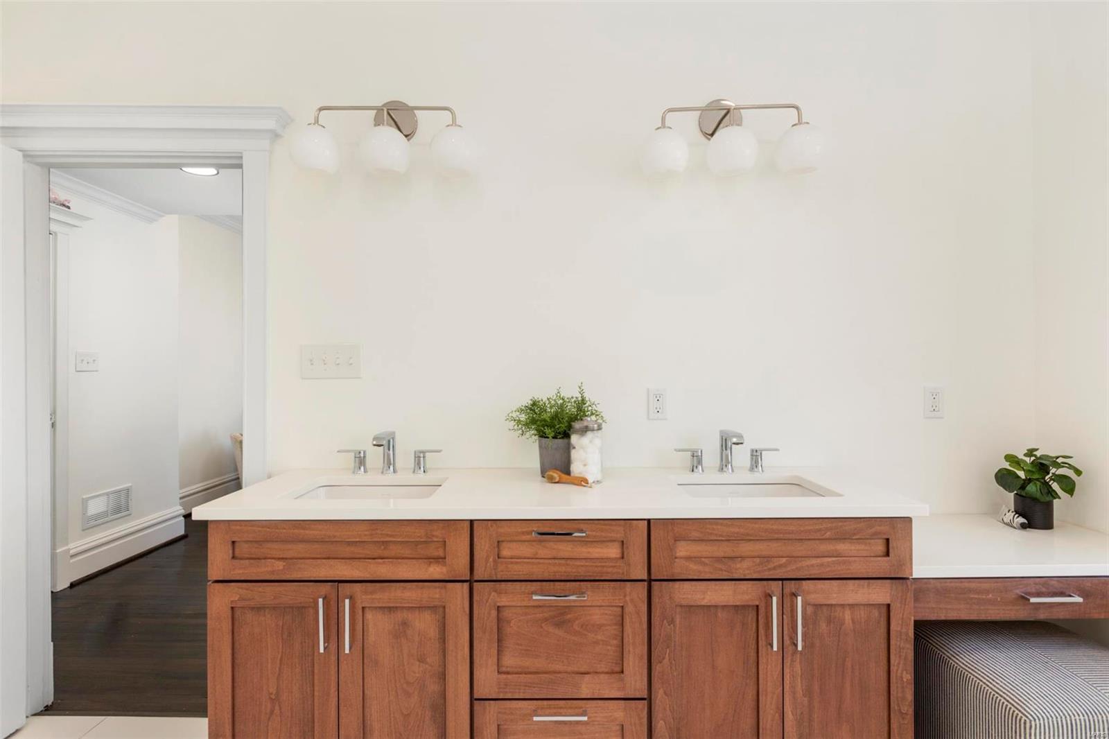 Forsyth Place - Residential