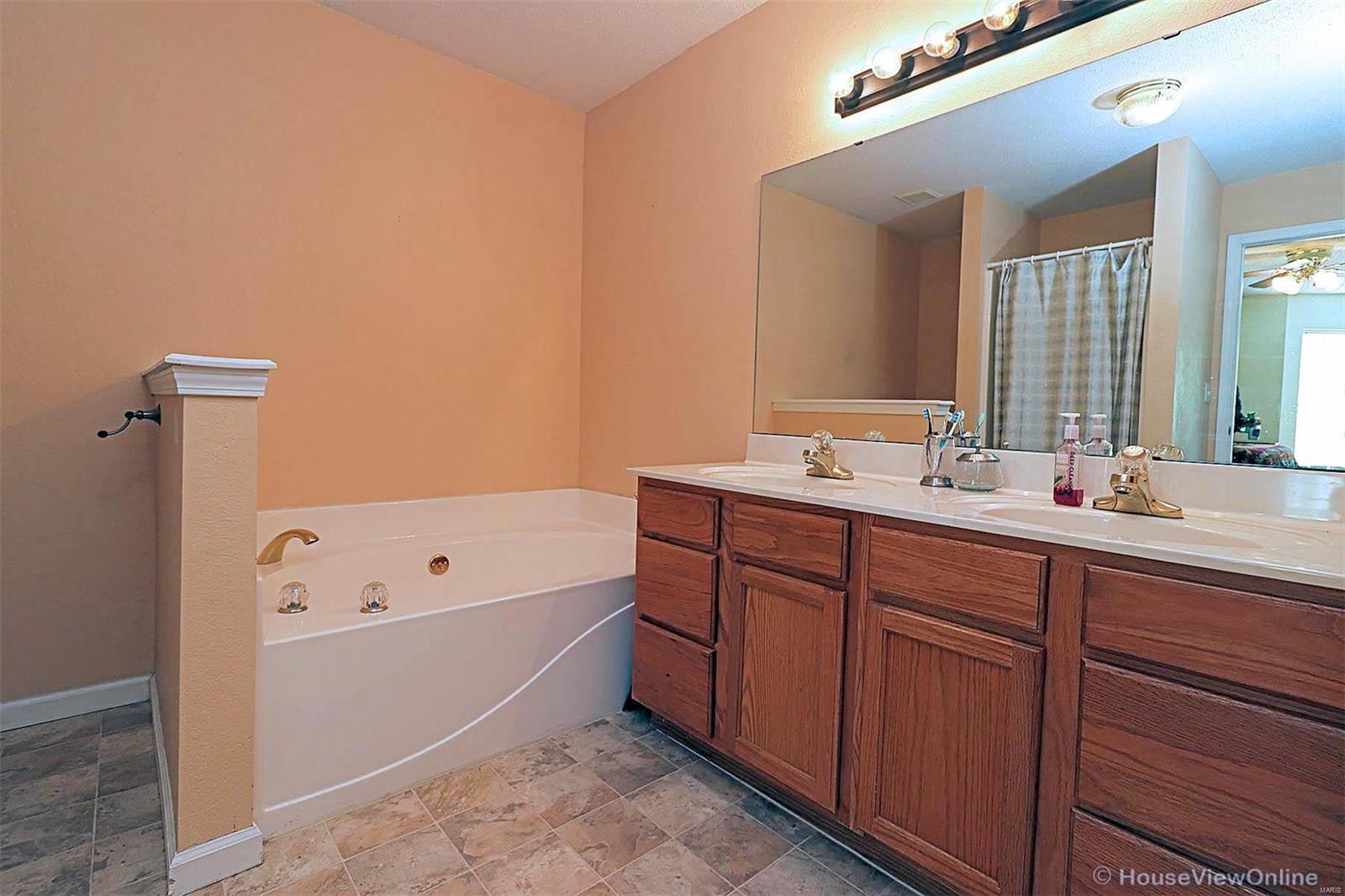 Ashland Court Ph I - Residential