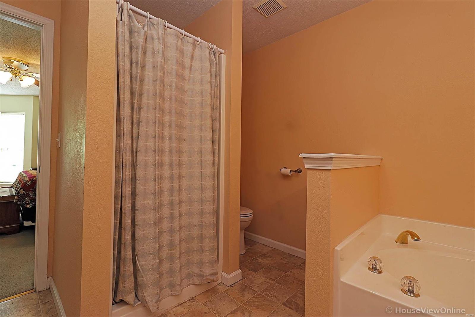 Ashland Court Ph I - Residential