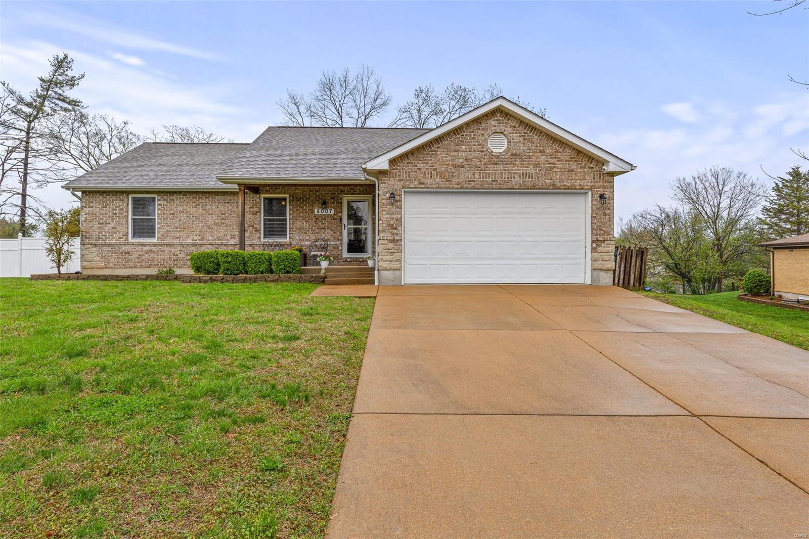 Imperial, Missouri 63052, United States, 3 Bedrooms Bedrooms, ,3 BathroomsBathrooms,Residential,Pending,117574