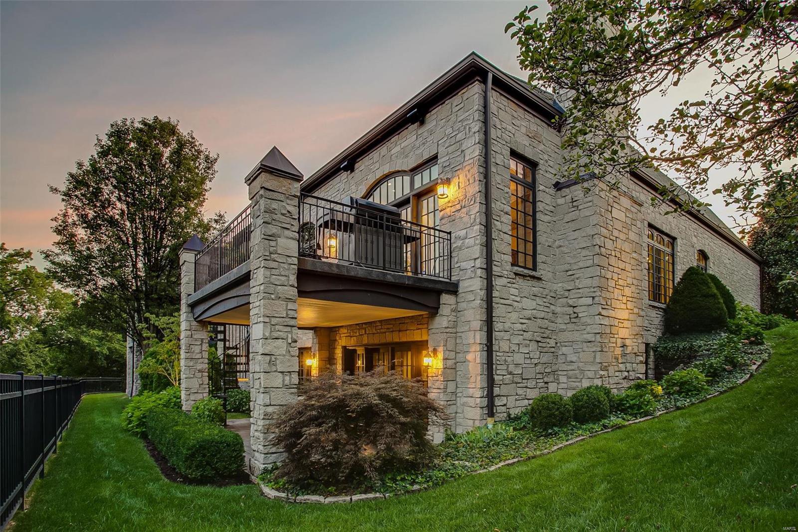 Conway On The Grove - Residential