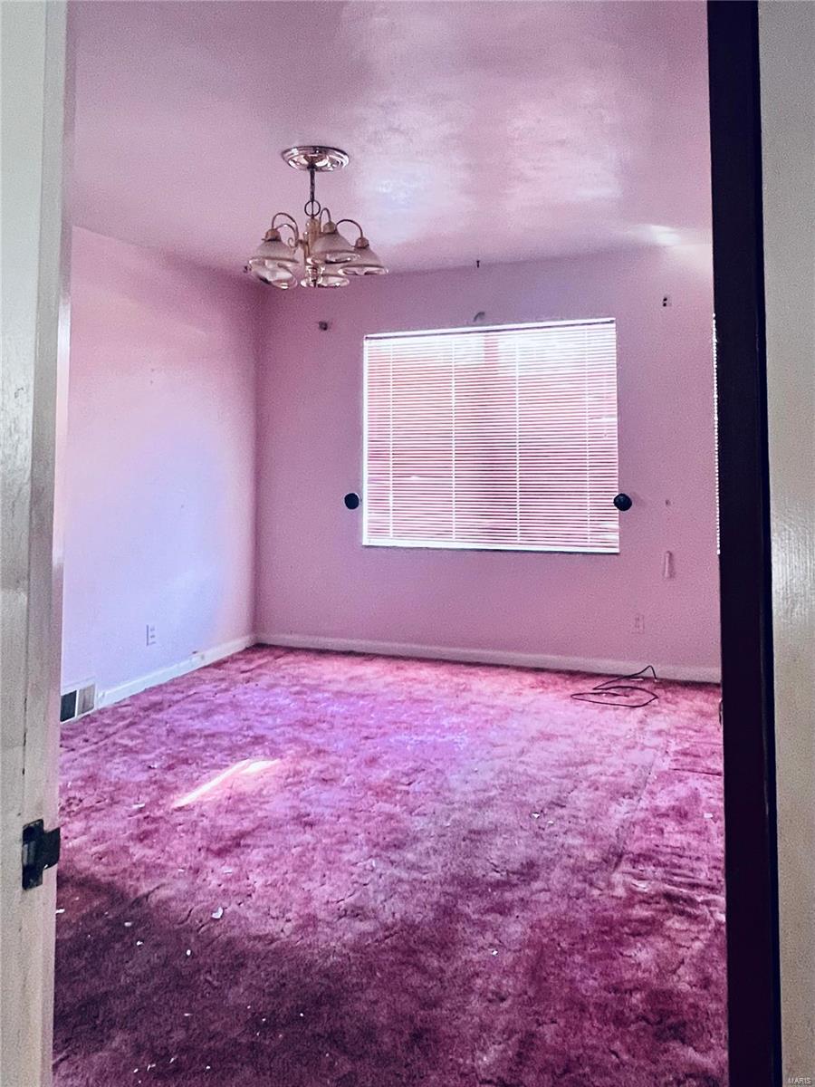 Northwoods, Missouri 63121, United States, 3 Bedrooms Bedrooms, ,2 BathroomsBathrooms,Residential,Pending,14169