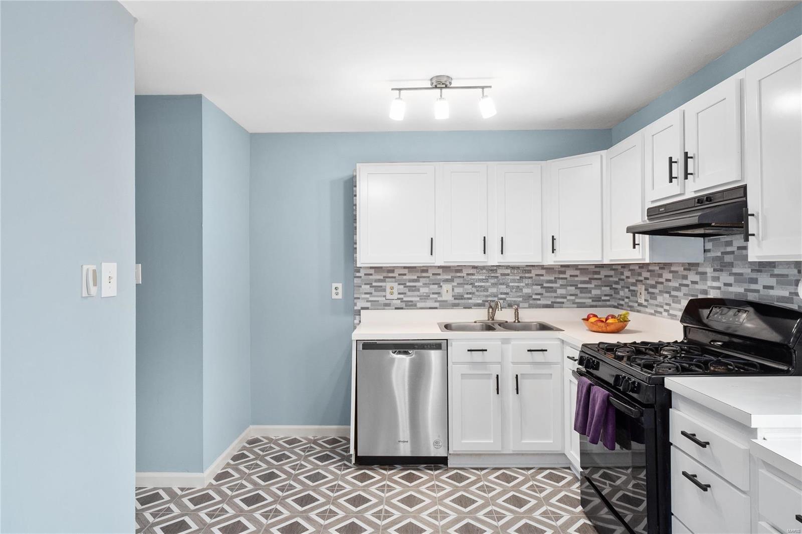 Ivy Meadows - Residential