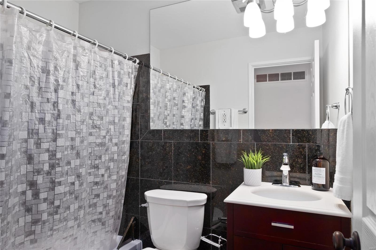 Bellerive Estates Add 6 - Residential