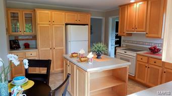 Creve Coeur Place 1 - Residential