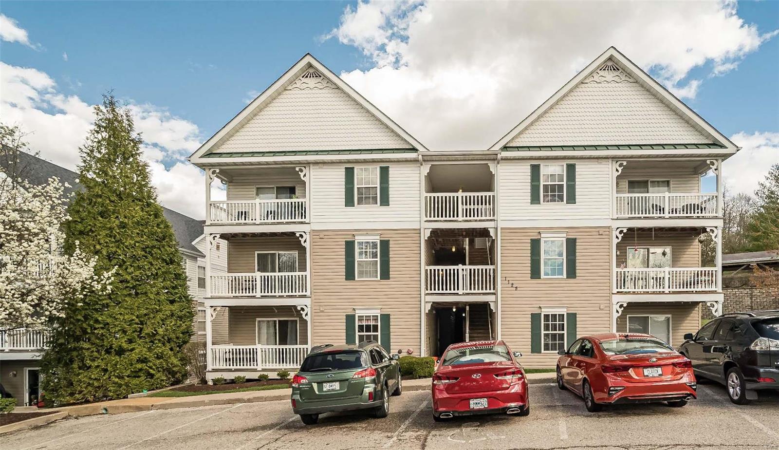 Arbor Creek Condo Five - Residential