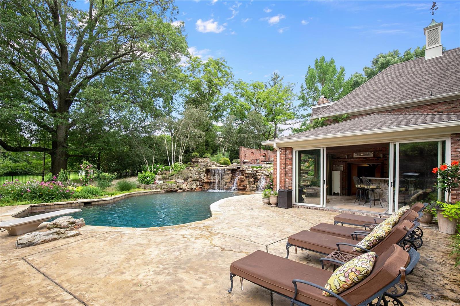 Nathan View - Residential