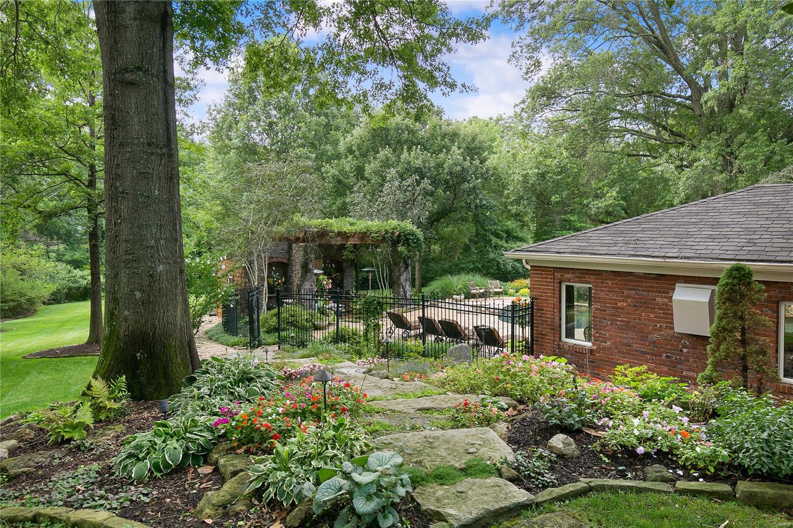 Nathan View - Residential