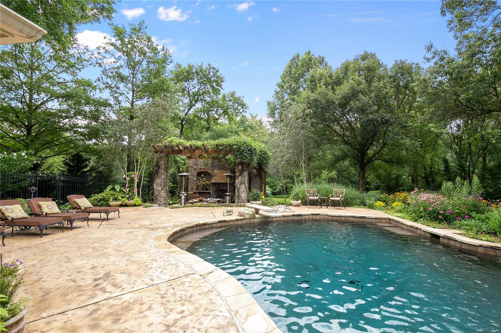 Nathan View - Residential